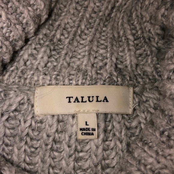 Talula turtleneck - Picture 2 of 2